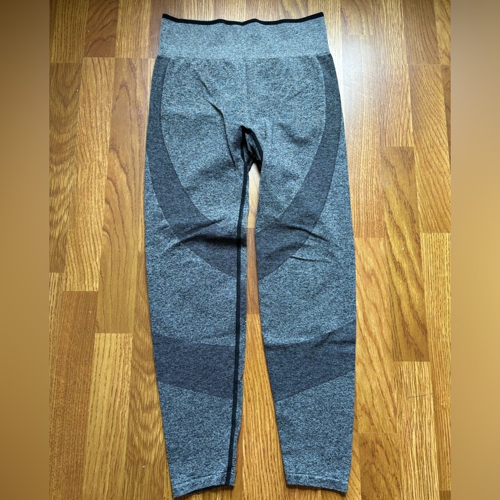 Victoria’s Secret pink seamless leggings